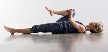 درمان گرفتگی عصب سیاتیک کمر و پا (رادیکیولر) بدون جراحی